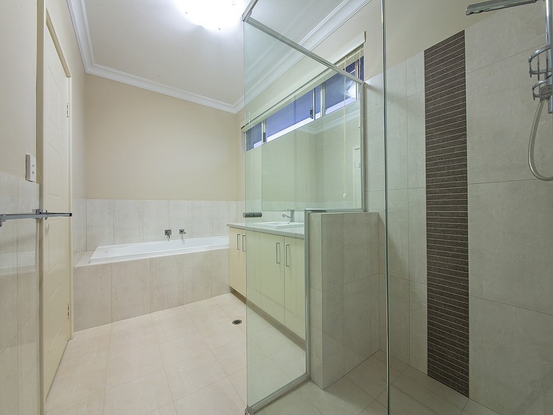 20 Panzano Circuit, Woodvale WA 6026