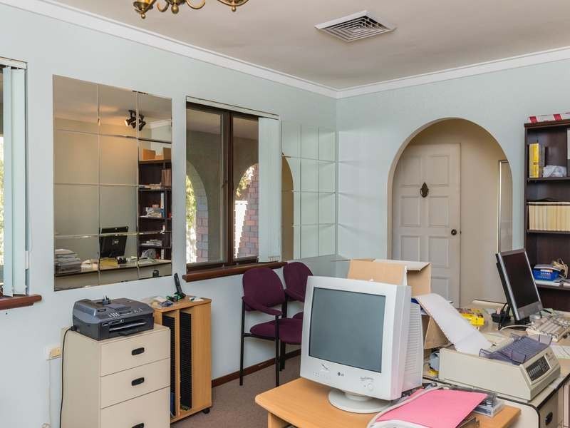 280 Warwick Road, Duncraig WA 6023