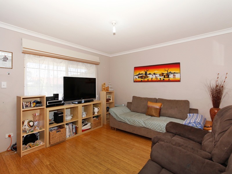 10 Pierre Place, Padbury WA 6025