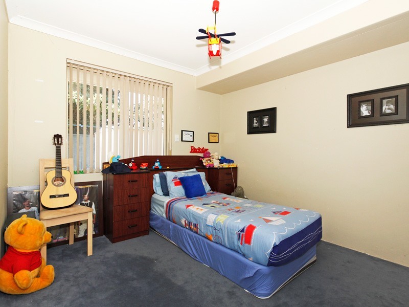 10 Pierre Place, Padbury WA 6025