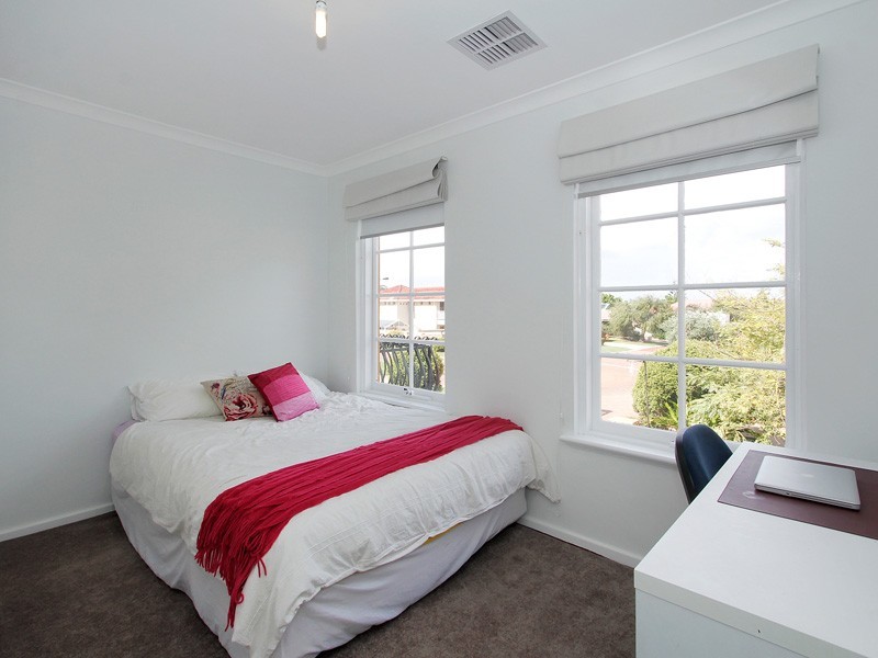 29 Mayena Retreat, Hillarys WA 6025