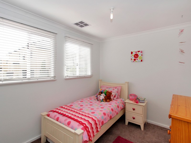 29 Mayena Retreat, Hillarys WA 6025