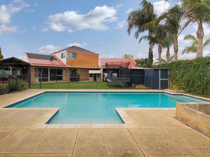 29 Mayena Retreat, Hillarys WA 6025
