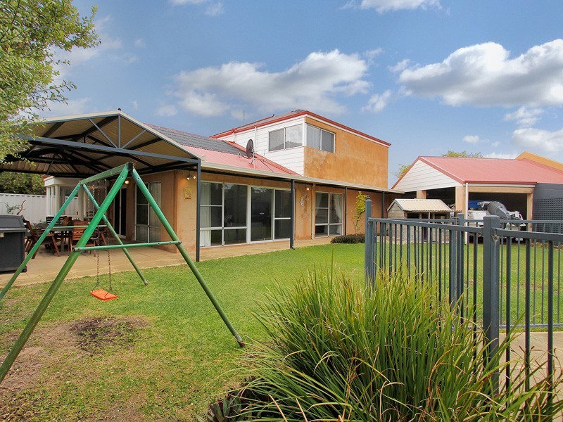 29 Mayena Retreat, Hillarys WA 6025