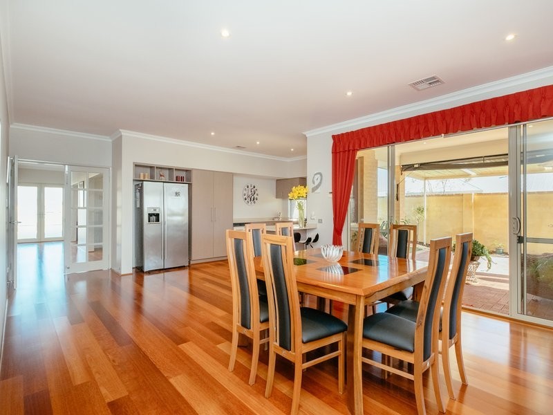 19 Fleetwood Link, Ellenbrook WA 6069