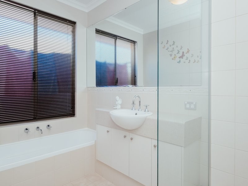 19 Fleetwood Link, Ellenbrook WA 6069