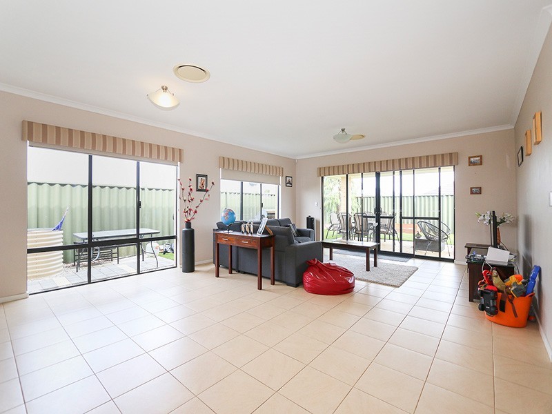 11 Clontarf Way, Butler WA 6036