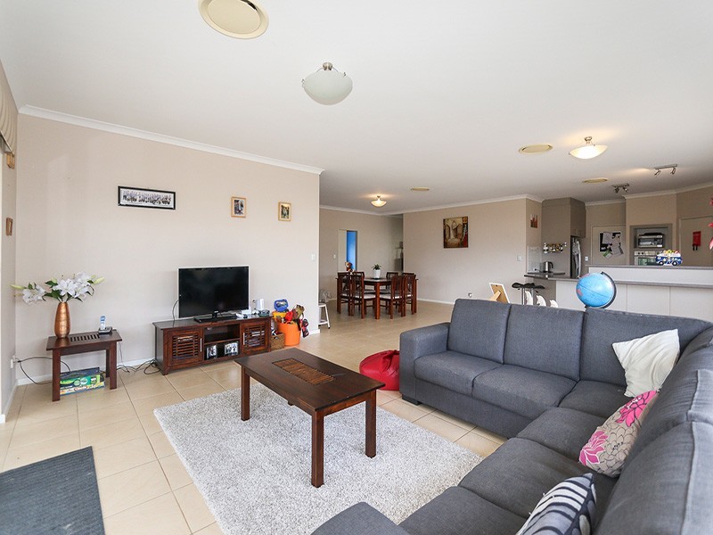 11 Clontarf Way, Butler WA 6036