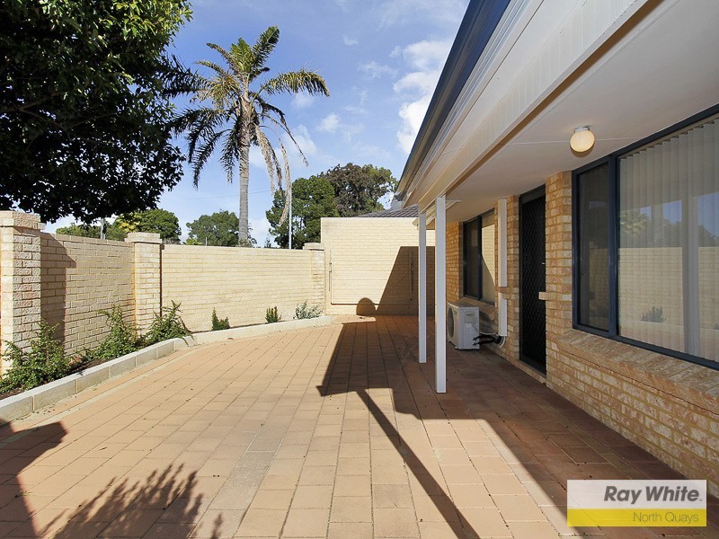 1 Birwash Place, Nollamara WA 6061