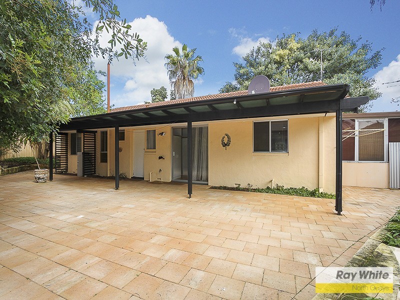 6 Melaleuca Drive, Greenwood WA 6024