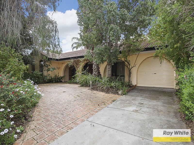 6 Melaleuca Drive, Greenwood WA 6024