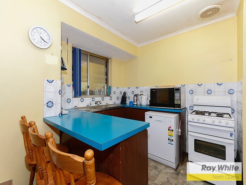 40 Alexander Rd, Padbury WA 6025