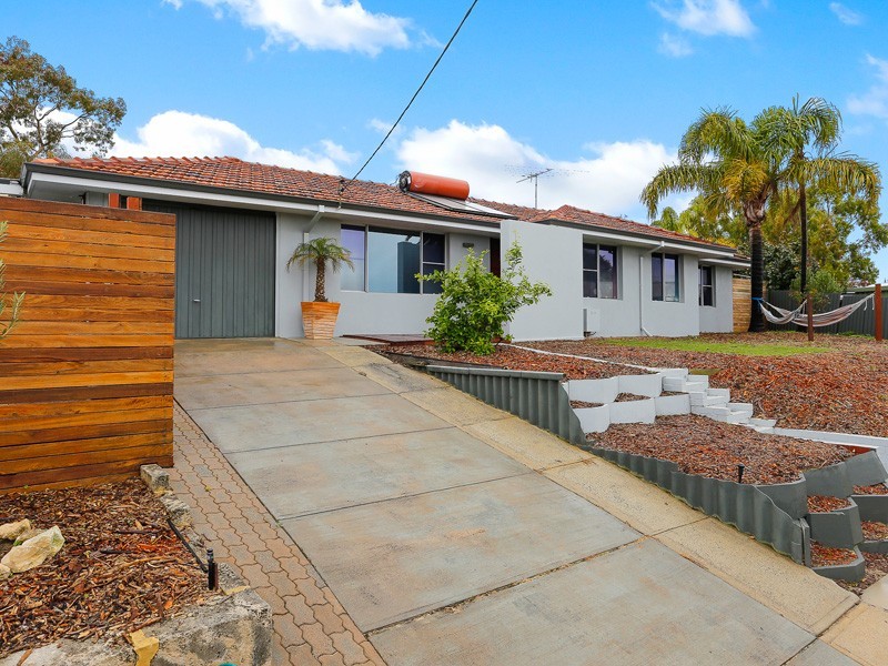 7 Lewis Court, Padbury WA 6025
