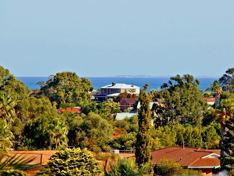 47 Scaphella Ave, Mullaloo WA 6027