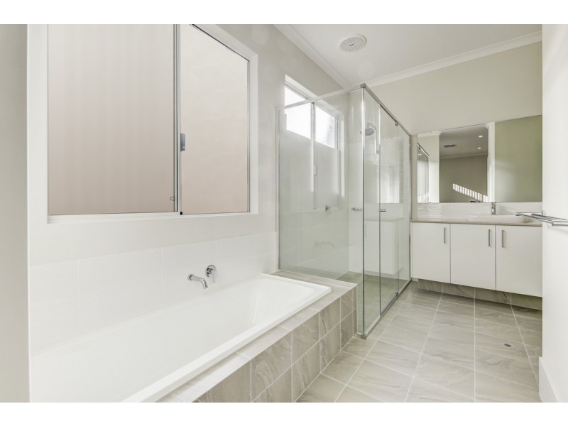 11 Cross Street, Shenton Park WA 6008