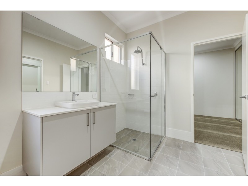 11 Cross Street, Shenton Park WA 6008