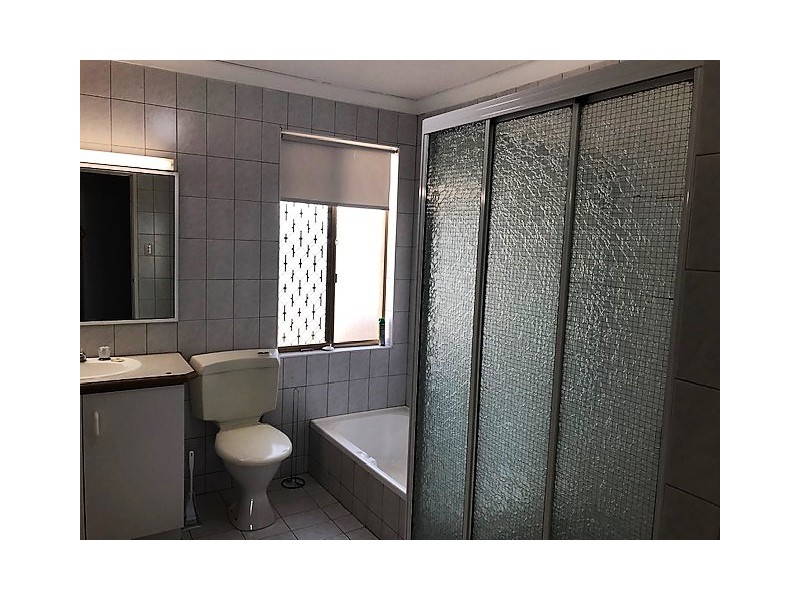 25B The Grange, Mullaloo WA 6027