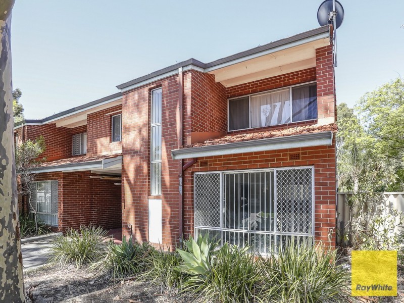 16c Casserley Avenue, Girrawheen WA 6064