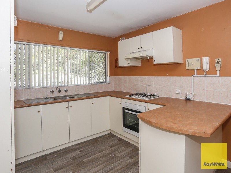 16c Casserley Avenue, Girrawheen WA 6064