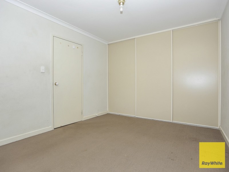 16c Casserley Avenue, Girrawheen WA 6064