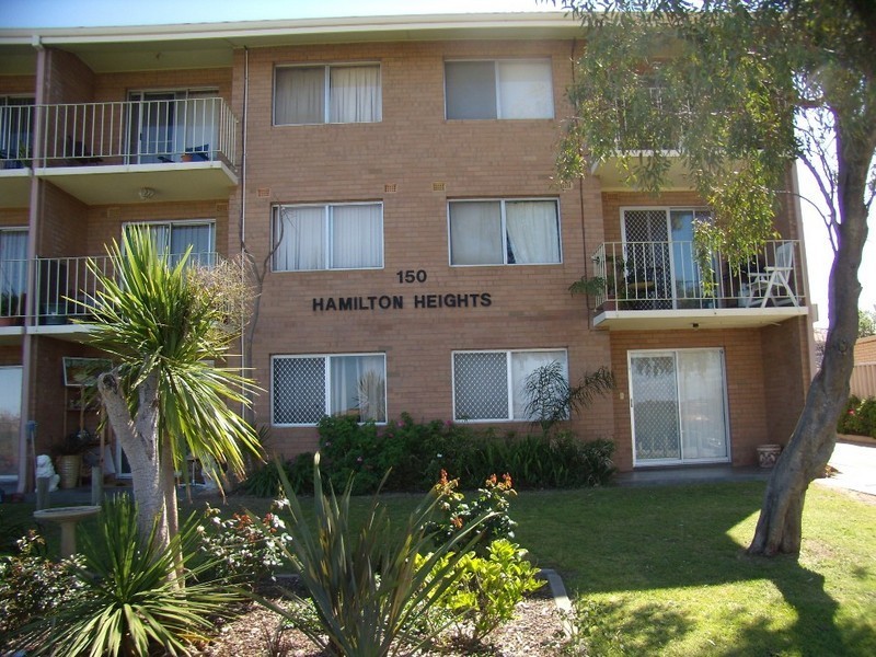 39/150 Healy Road, Hamilton Hill WA 6163