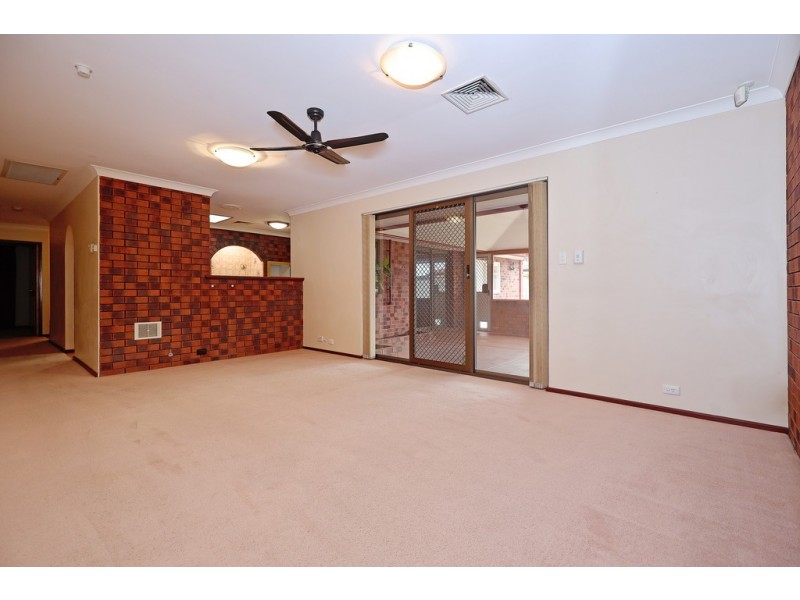 6 Delta Court, Ocean Reef WA 6027