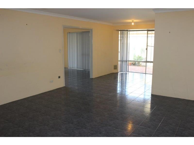 3 BLUFF WAY, Mindarie WA 6030