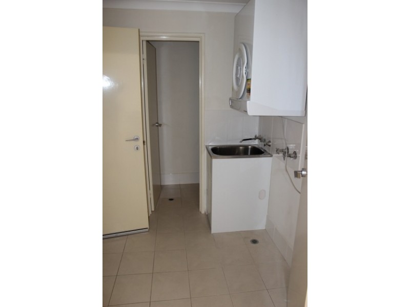 8/10 Pavonia Link, Clarkson WA 6030