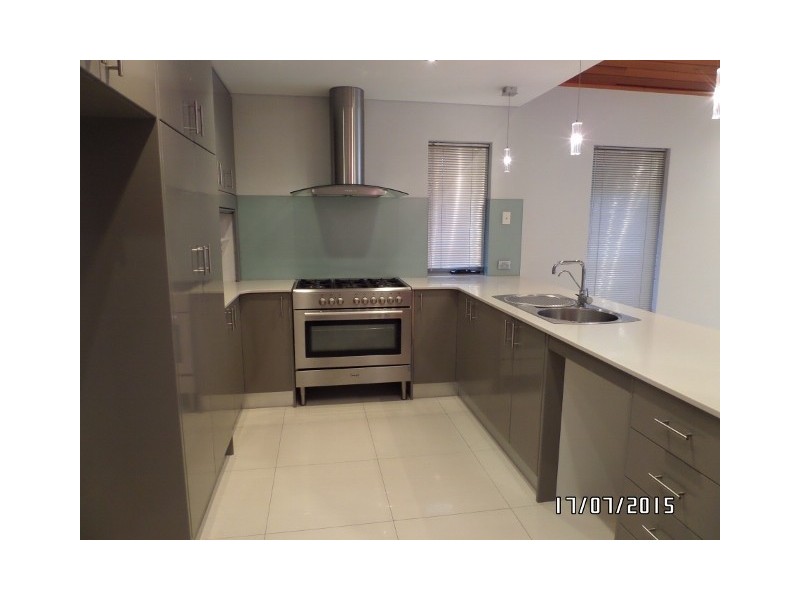 27 KING DAVID BOULEVARD, Madeley WA 6065