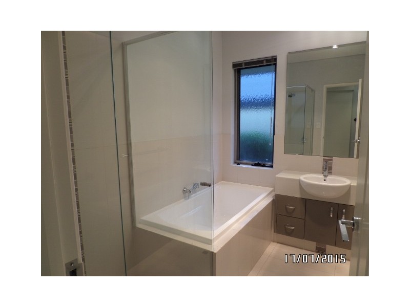 27 KING DAVID BOULEVARD, Madeley WA 6065