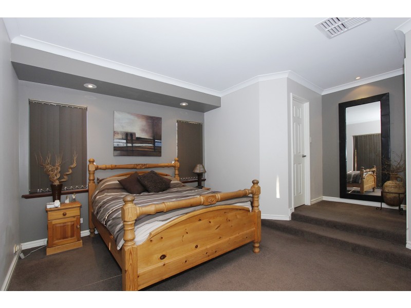 10 Casuarina Way, Wanneroo WA 6065