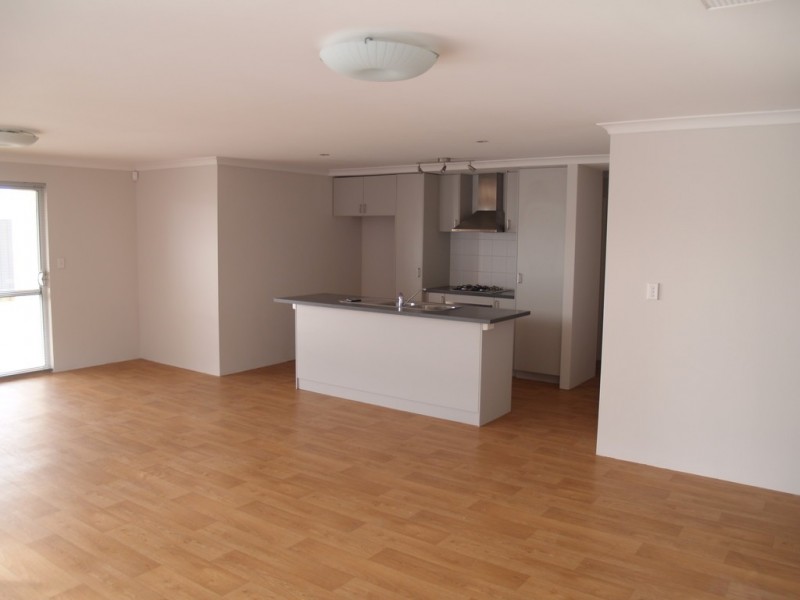 75 Hookstone Drive, Landsdale WA 6065