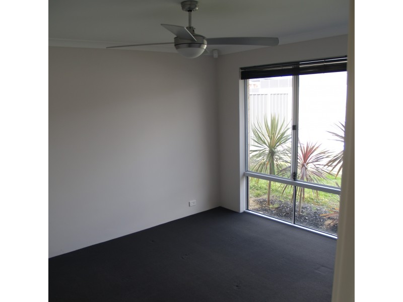 75 Hookstone Drive, Landsdale WA 6065