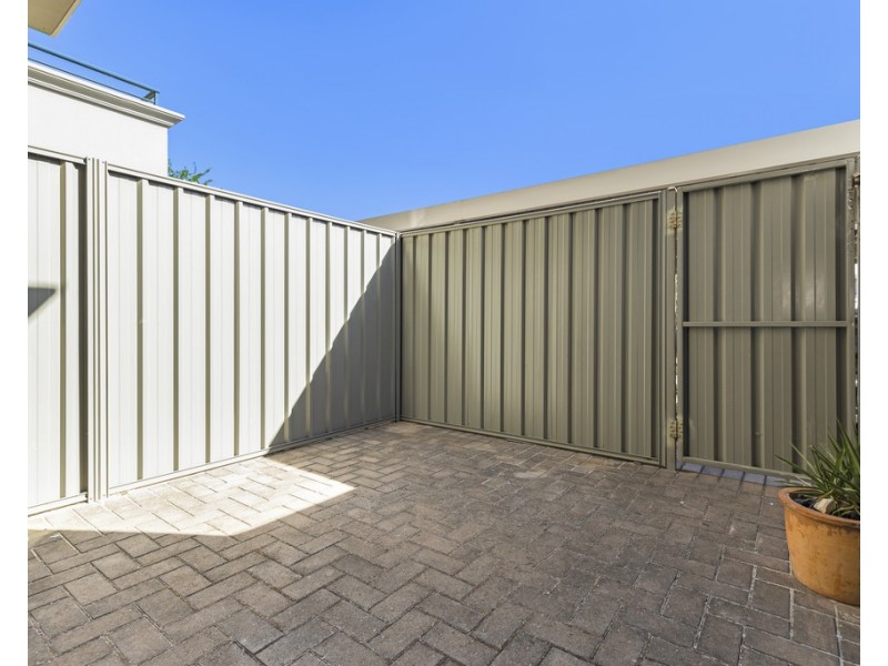 30/1 Sunlander Drive, Currambine WA 6028