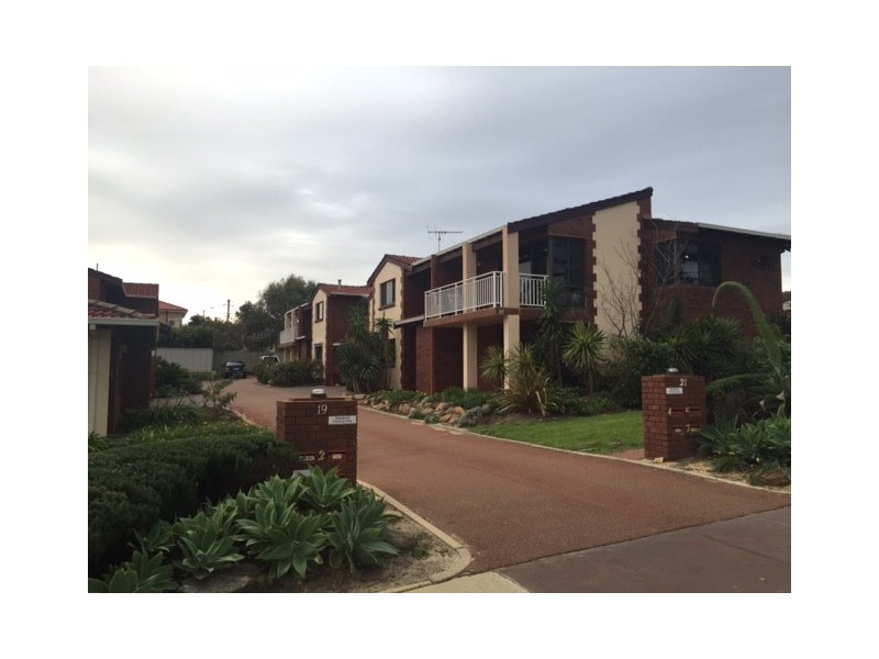 4-21 ELSIE ST, Watermans Bay WA 6020