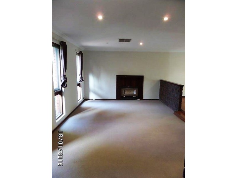 18 MADRONA CRESCENT, Greenwood WA 6024