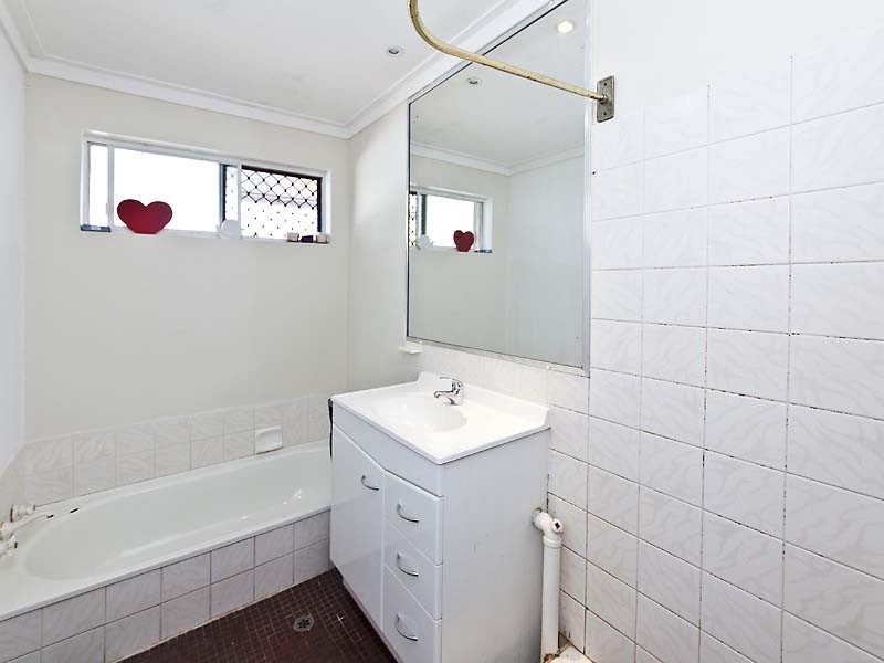 46 Warburton Avenue, Padbury WA 6025