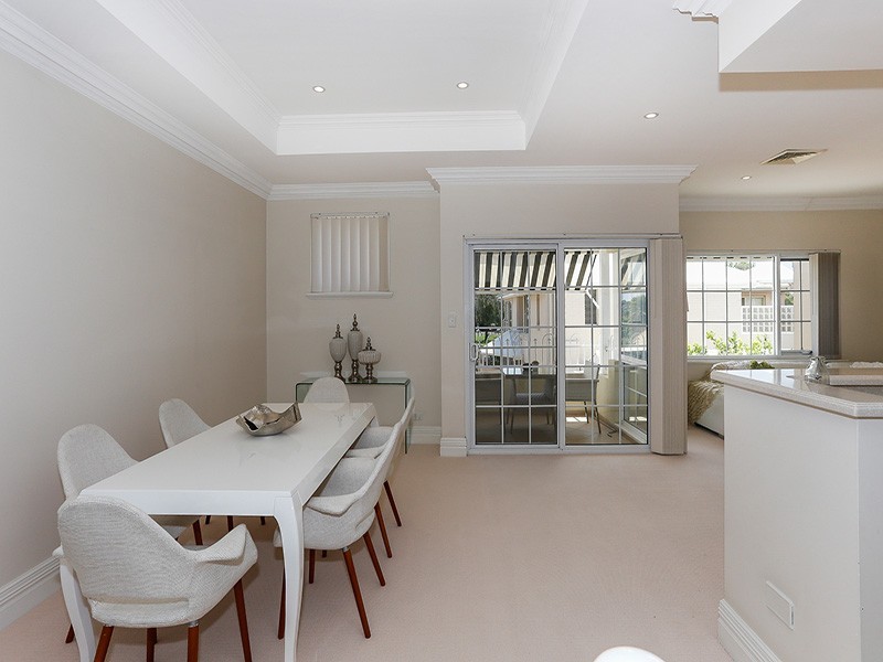 124A MARY STREET, Como WA 6152