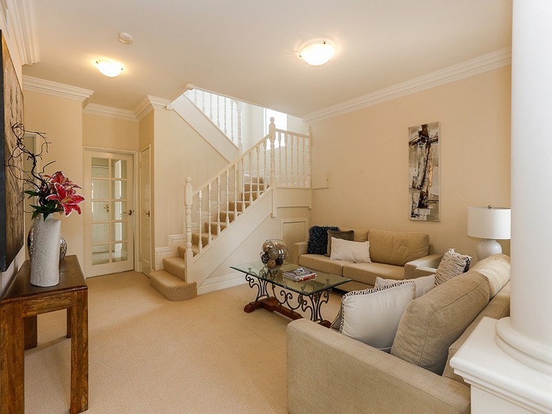 124A MARY STREET, Como WA 6152