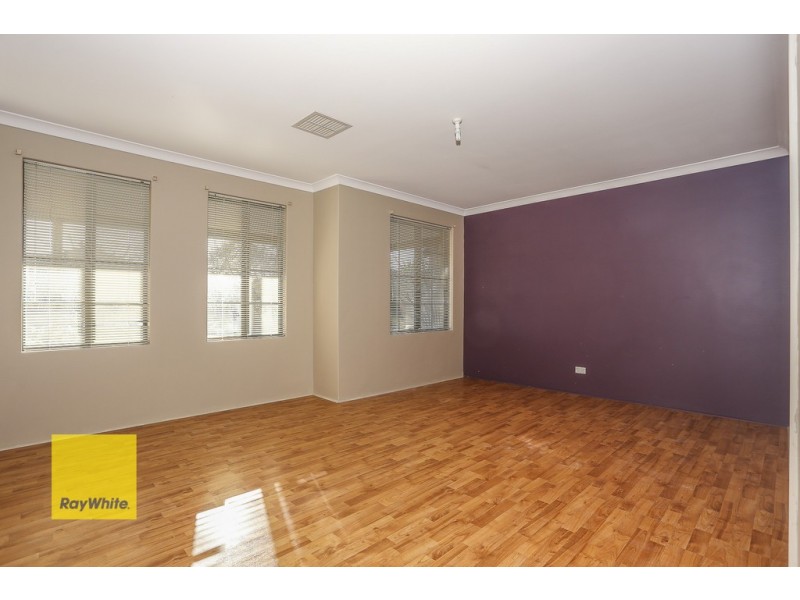 29 Brightlands Circuit, Carramar WA 6031