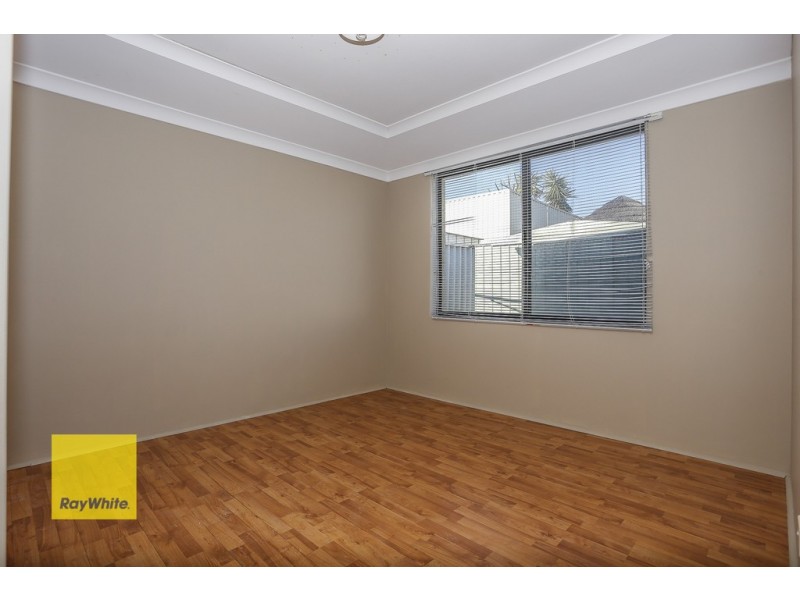 29 Brightlands Circuit, Carramar WA 6031