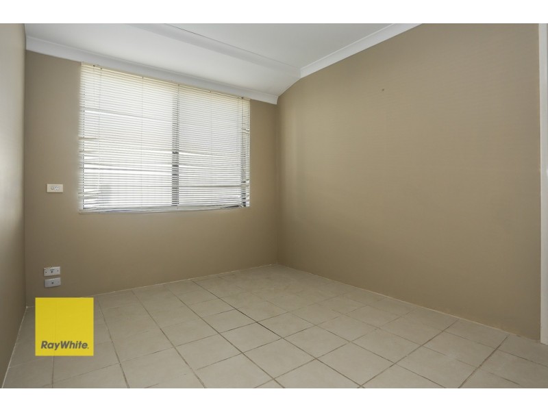 29 Brightlands Circuit, Carramar WA 6031