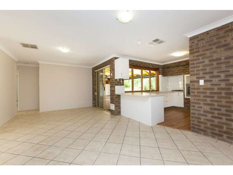 44 Oakapple Drive, Duncraig WA 6023