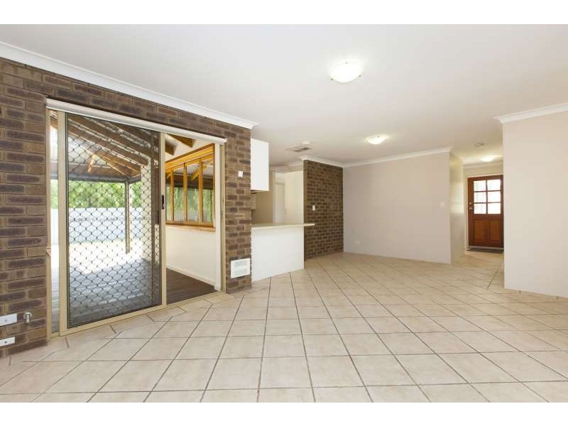 44 Oakapple Drive, Duncraig WA 6023