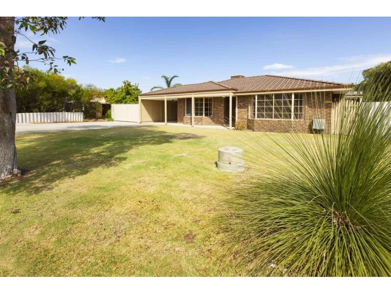 44 Oakapple Drive, Duncraig WA 6023