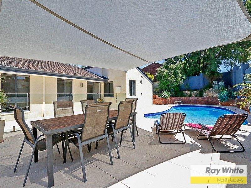 5 Abelia Court, Duncraig WA 6023
