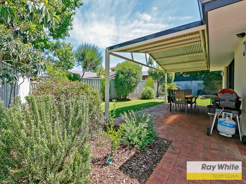 5 Abelia Court, Duncraig WA 6023