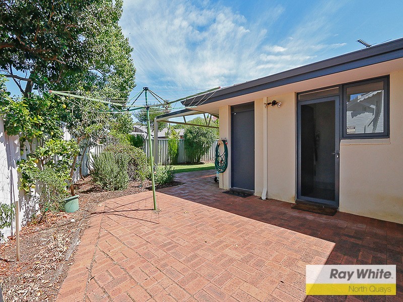 5 Abelia Court, Duncraig WA 6023