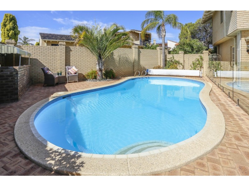 19 Bonchester Court, Duncraig WA 6023