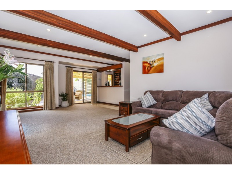 19 Bonchester Court, Duncraig WA 6023